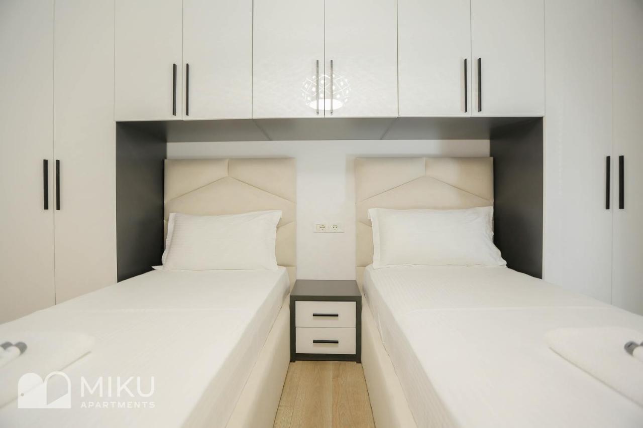 Miku Apartment-Brand New At Wilson Square Tirana Esterno foto