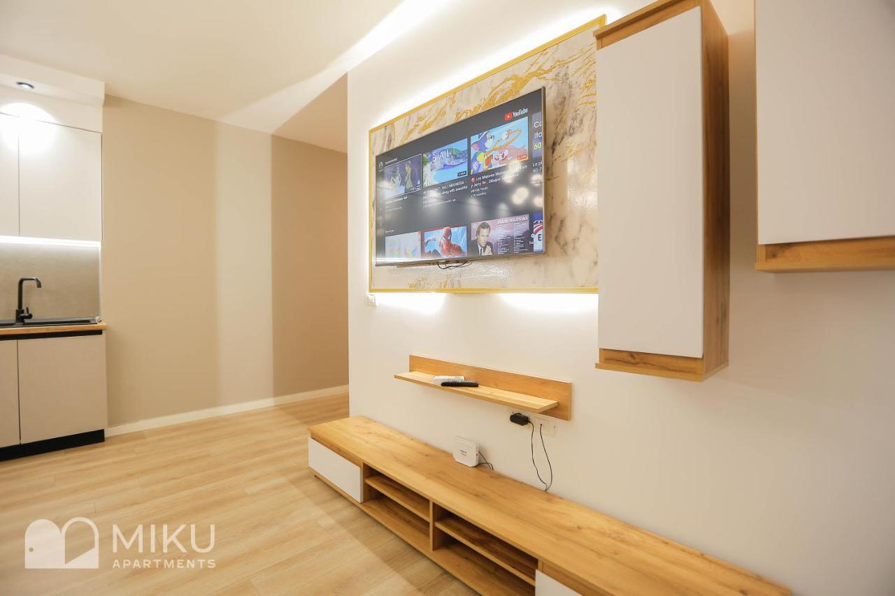 Miku Apartment-Brand New At Wilson Square Tirana Esterno foto