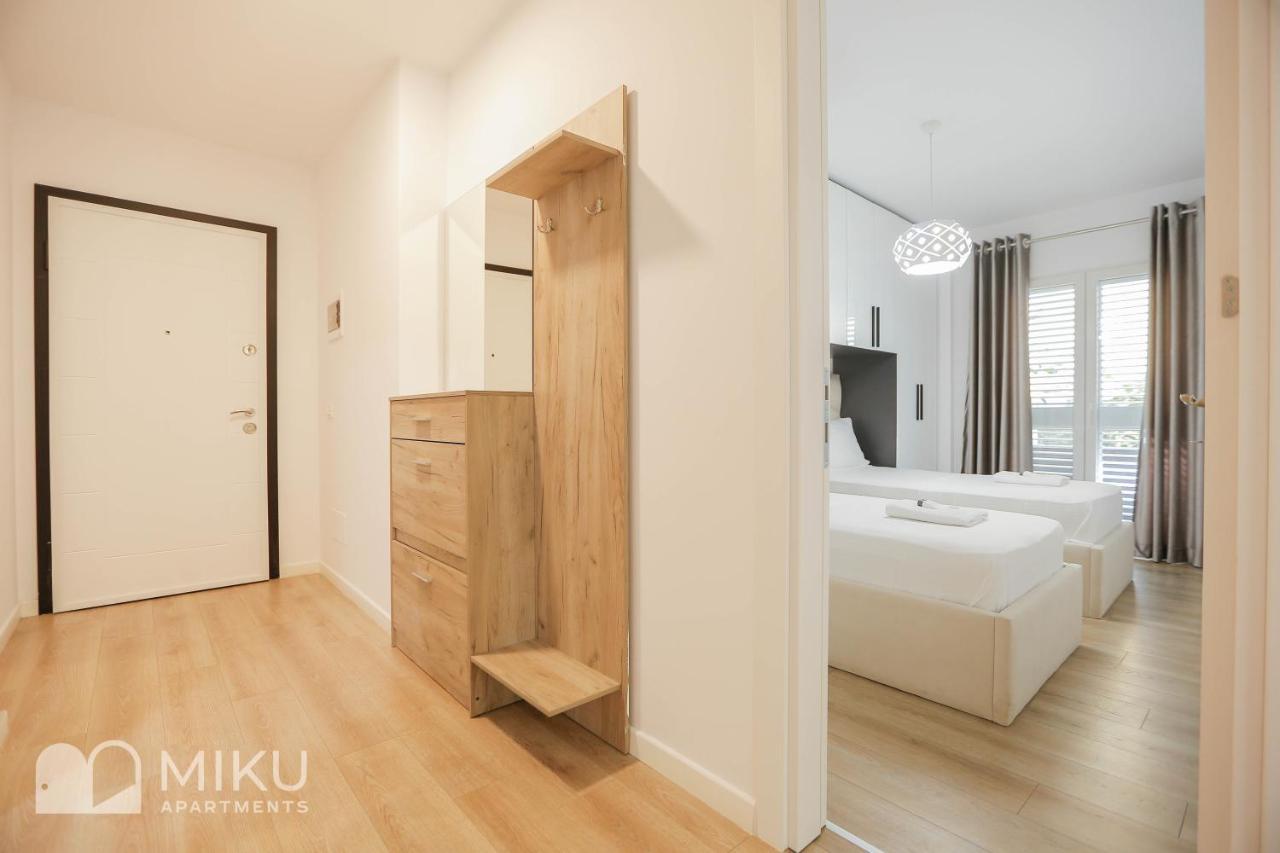 Miku Apartment-Brand New At Wilson Square Tirana Esterno foto