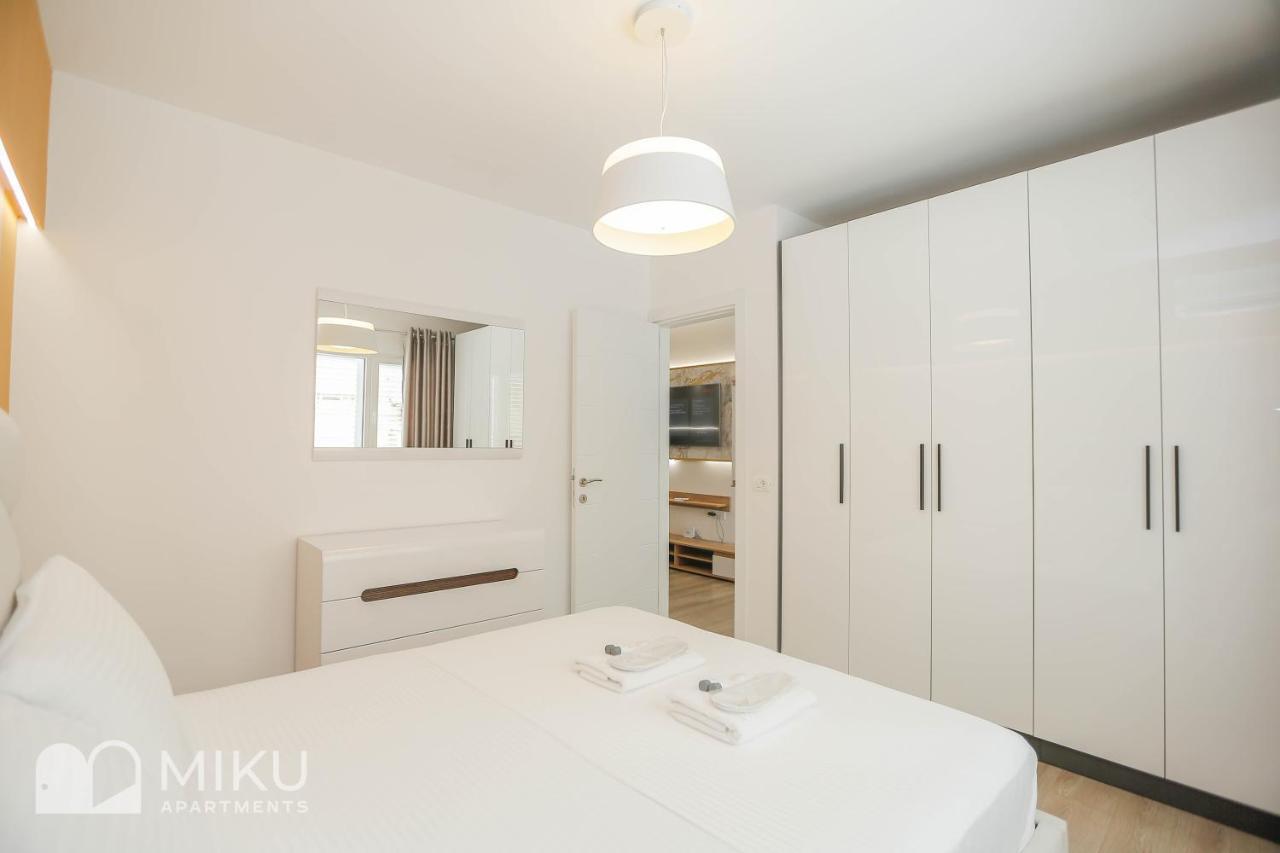 Miku Apartment-Brand New At Wilson Square Tirana Esterno foto