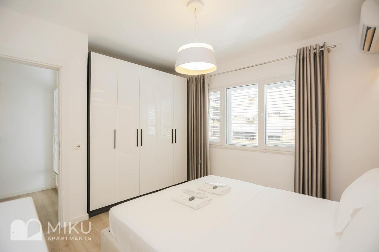 Miku Apartment-Brand New At Wilson Square Tirana Esterno foto