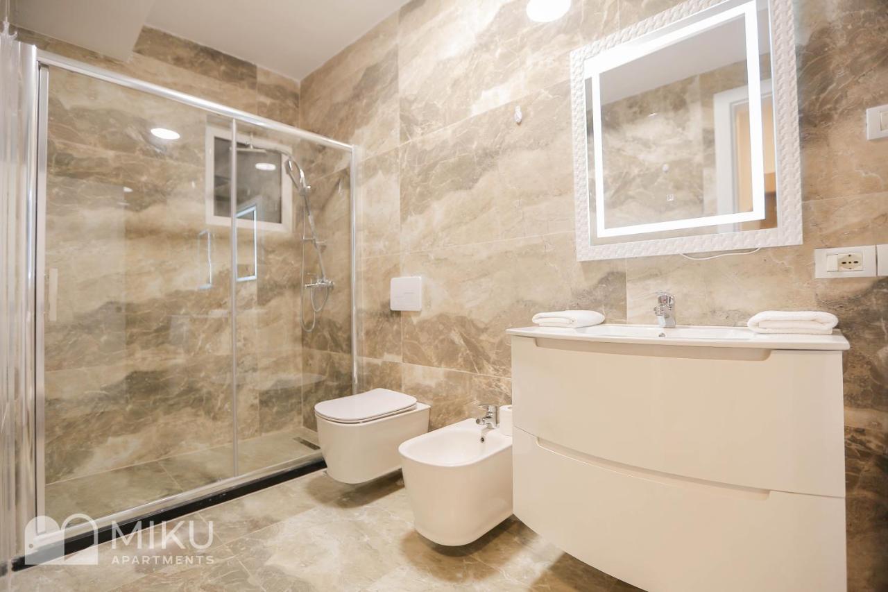 Miku Apartment-Brand New At Wilson Square Tirana Esterno foto